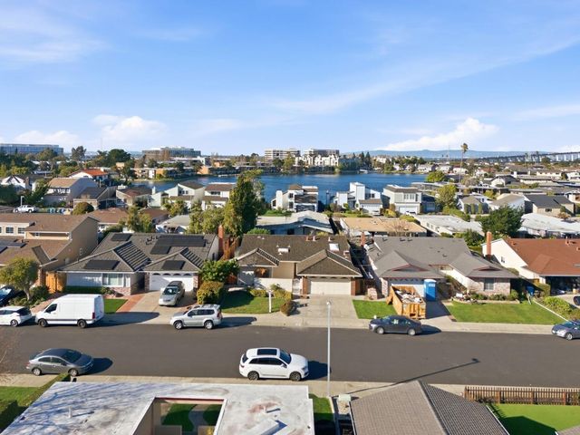 629 Pilgrim Drive, Foster City, CA 94404