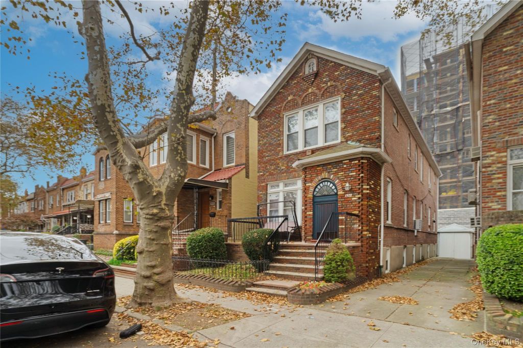 1527 E 29th Street, Brooklyn, NY 11229
