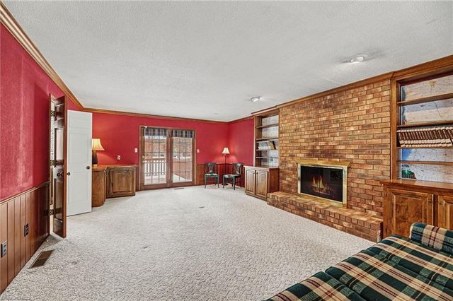 7010 Stancliff Court, Clemmons, NC 27012