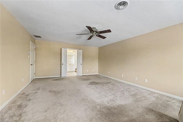 7010 Stancliff Court, Clemmons, NC 27012