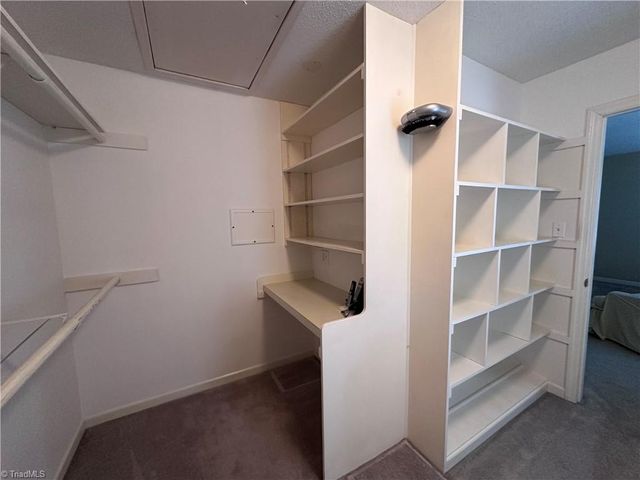 7010 Stancliff Court, Clemmons, NC 27012