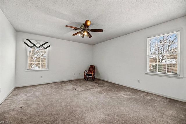 7010 Stancliff Court, Clemmons, NC 27012