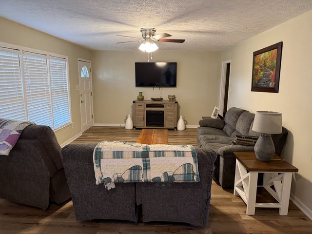 26155 Copeland Rd, Athens, AL 35613