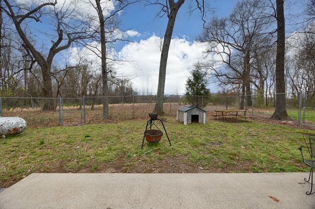 26155 Copeland Rd, Athens, AL 35613