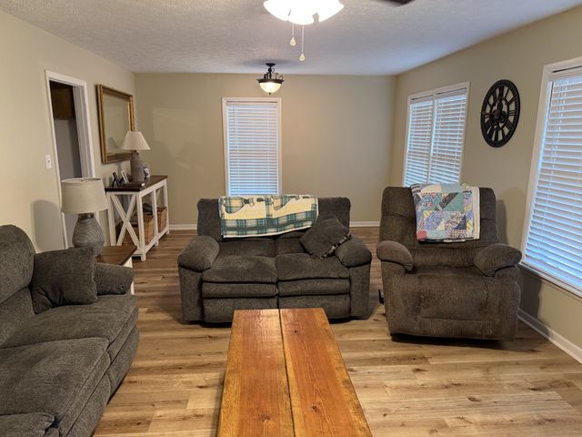26155 Copeland Rd, Athens, AL 35613