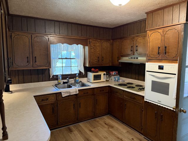 26155 Copeland Rd, Athens, AL 35613