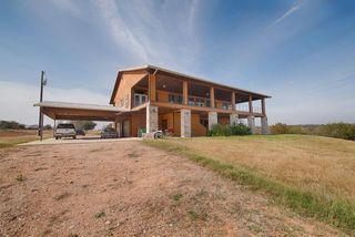 421 Chimney Cove DR, Marble Falls, TX 78654
