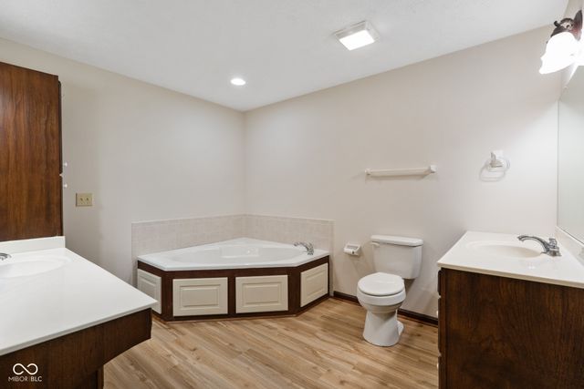 11830 Civic Circle, Mooresville, IN 46158