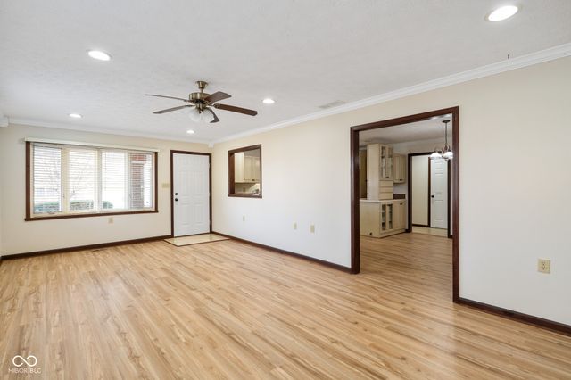 11830 Civic Circle, Mooresville, IN 46158