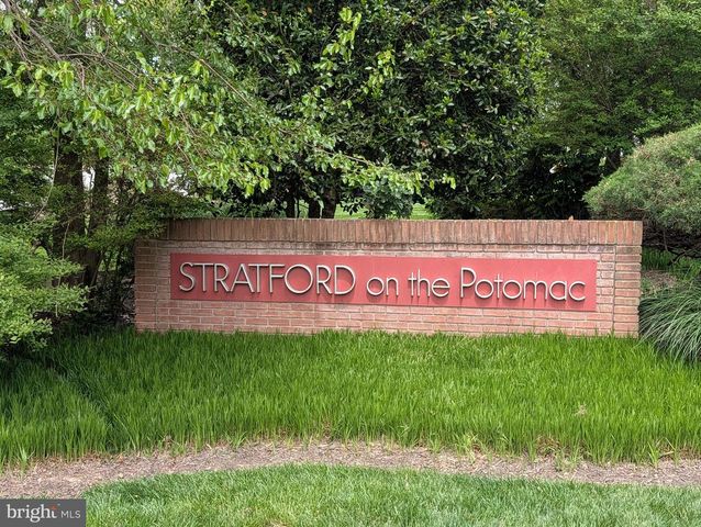 9005 GREYLOCK ST, Alexandria, VA 22308