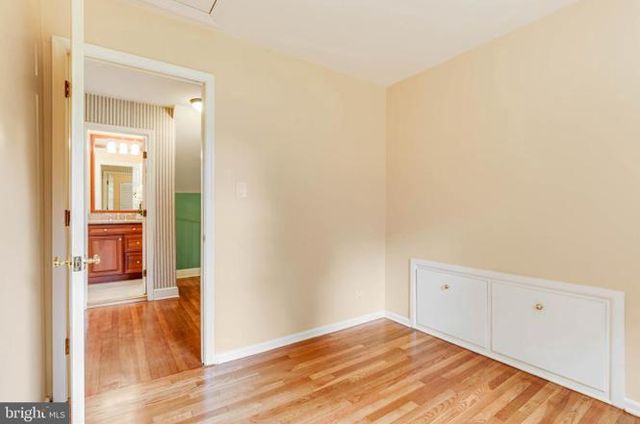 9005 GREYLOCK ST, Alexandria, VA 22308