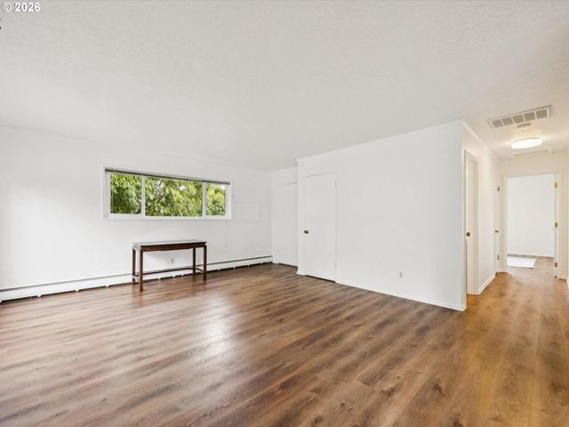 3332 Se 9TH Ave, Portland, OR 97202