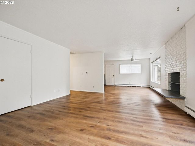 3332 Se 9TH Ave, Portland, OR 97202