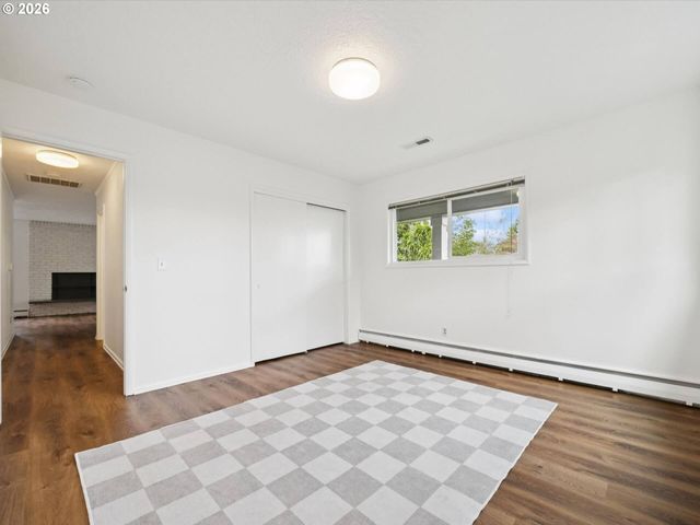 3332 Se 9TH Ave, Portland, OR 97202