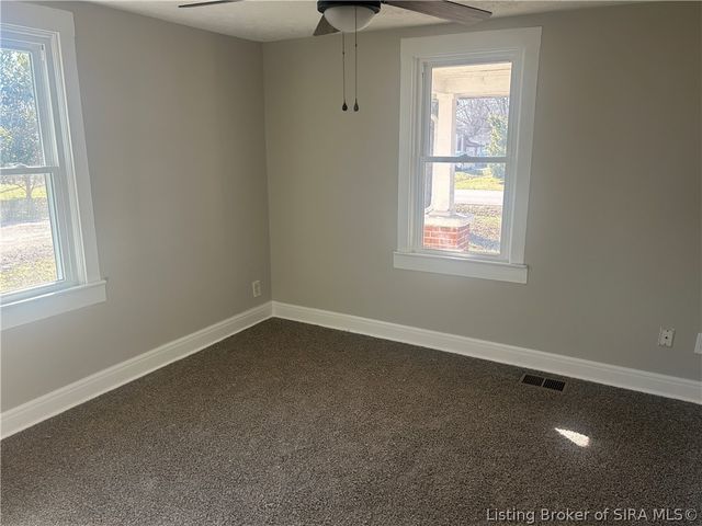 333 S 1st Street, Austin, IN 47102