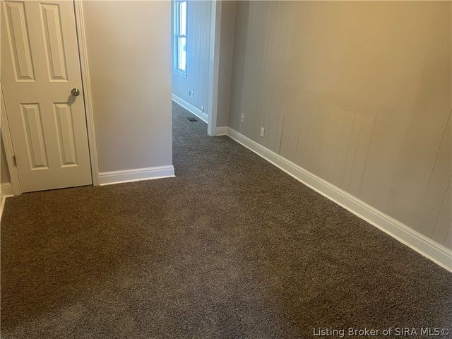 333 S 1st Street, Austin, IN 47102