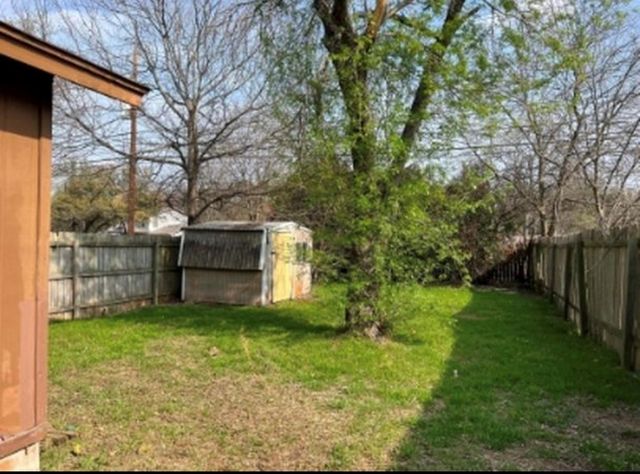 7601 St Amant PL A, Austin, TX 78749