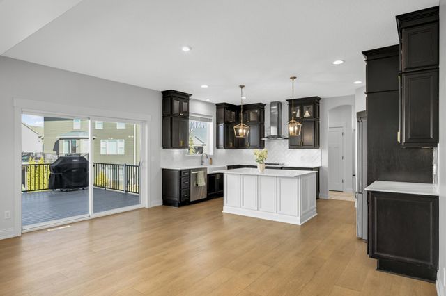 20377 Hampton Court, Lakeville, MN 55044