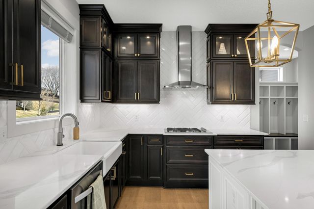 20377 Hampton Court, Lakeville, MN 55044