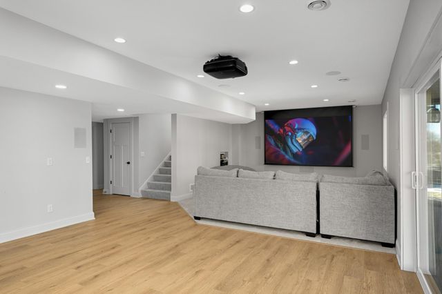 20377 Hampton Court, Lakeville, MN 55044