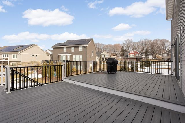 20377 Hampton Court, Lakeville, MN 55044