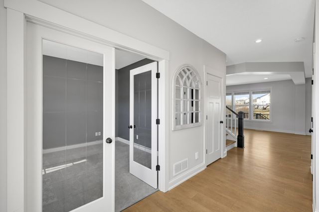 20377 Hampton Court, Lakeville, MN 55044