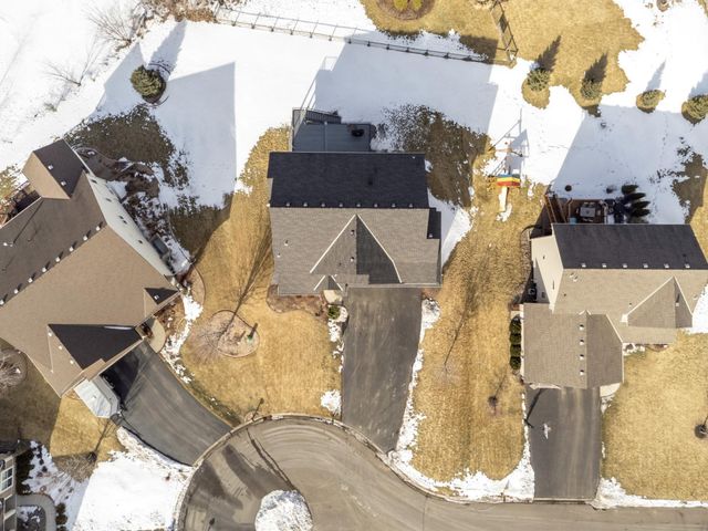 20377 Hampton Court, Lakeville, MN 55044