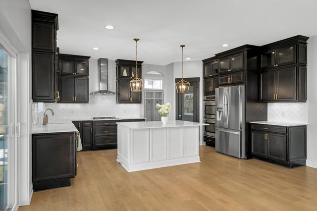 20377 Hampton Court, Lakeville, MN 55044