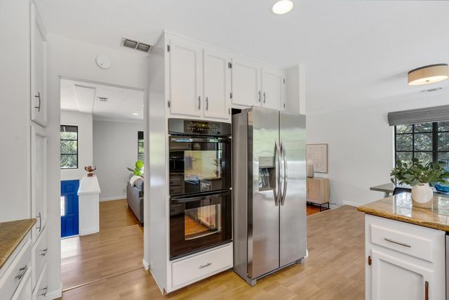 924 Yosemite Ln, El Dorado Hills, CA 95762