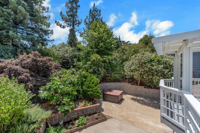 924 Yosemite Ln, El Dorado Hills, CA 95762