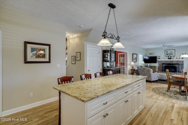 687 Whitewood Way, North Augusta, SC 29860