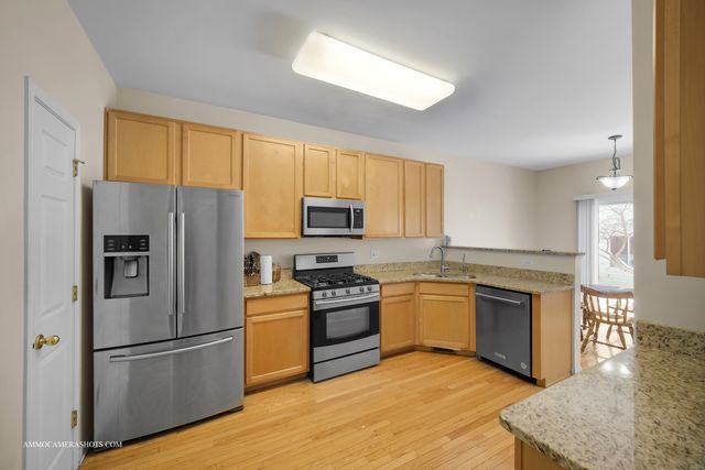 2295 STOUGHTON Drive, Aurora, IL 60502