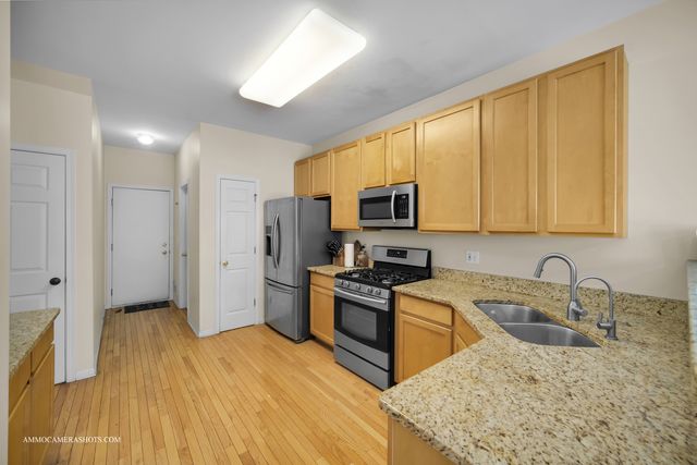 2295 STOUGHTON Drive, Aurora, IL 60502