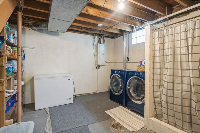 508 Valley Street, Center Point, IA 52213