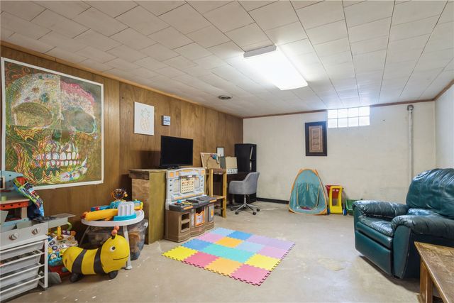 508 Valley Street, Center Point, IA 52213