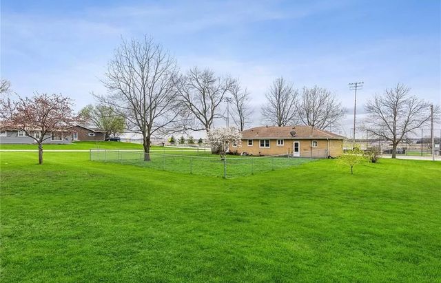 508 Valley Street, Center Point, IA 52213