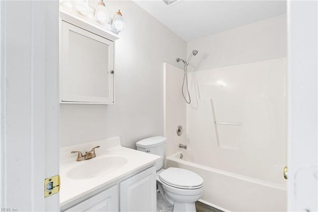 1576 Stewards WAY, Virginia Beach, VA 23453