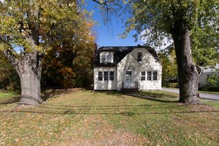 36 Swift Street, South Burlington, VT 05403