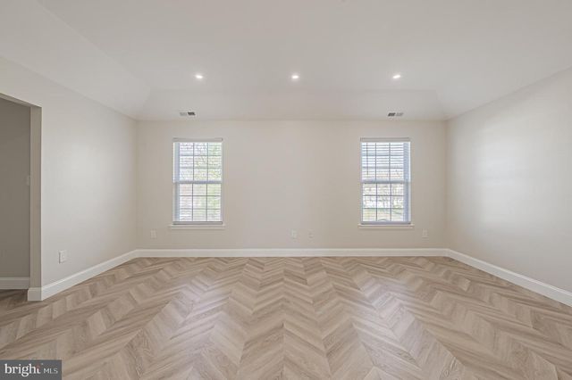 11 CHANCELLOR PARK DR, Mays Landing, NJ 08330