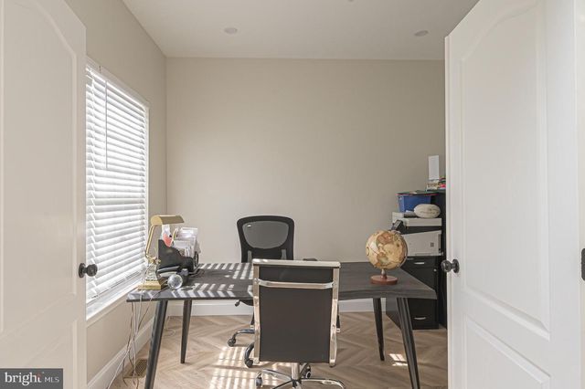 11 CHANCELLOR PARK DR, Mays Landing, NJ 08330