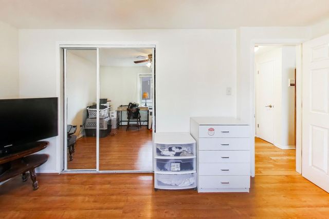 7410 W 111th Street 310, Worth, IL 60482