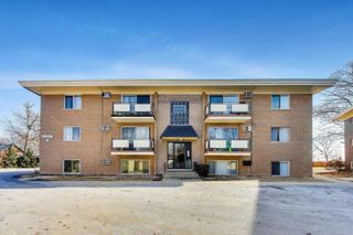 7410 W 111th Street 310, Worth, IL 60482