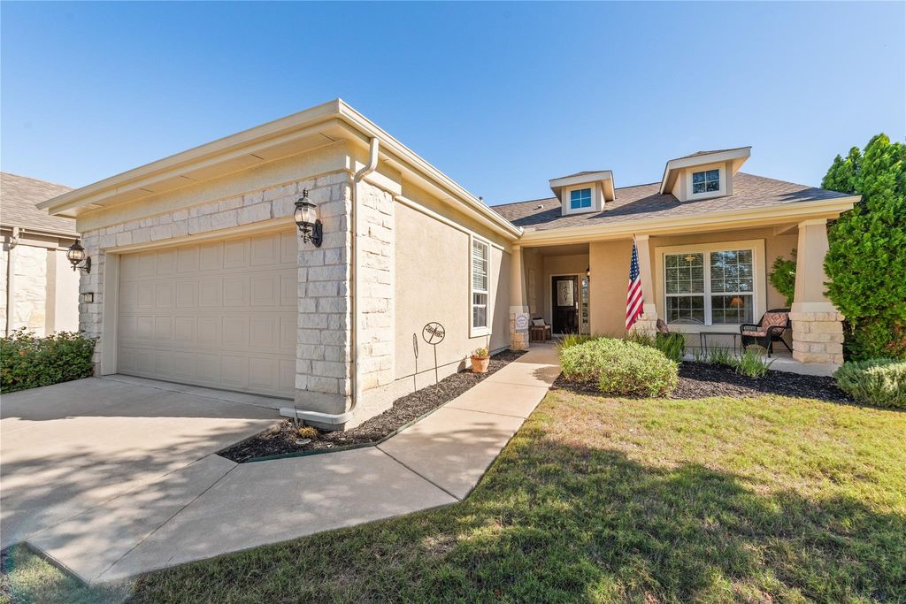 202 Fieldstone DR, Georgetown, TX 78633