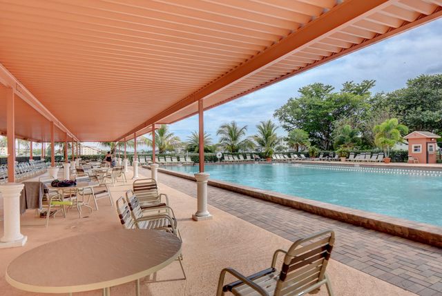 5 SUFFOLK A, Boca Raton, FL 33434