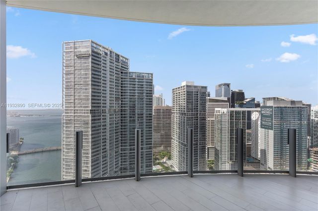 300 Biscayne Boulevard Way 4007W, Miami, FL 33131