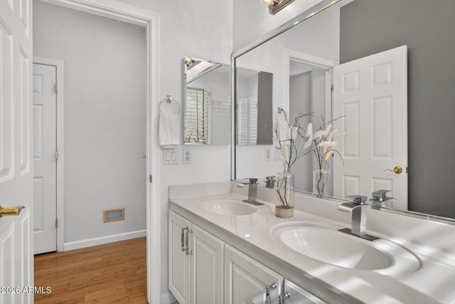 5225 E BLUEFIELD Avenue, Scottsdale, AZ 85254