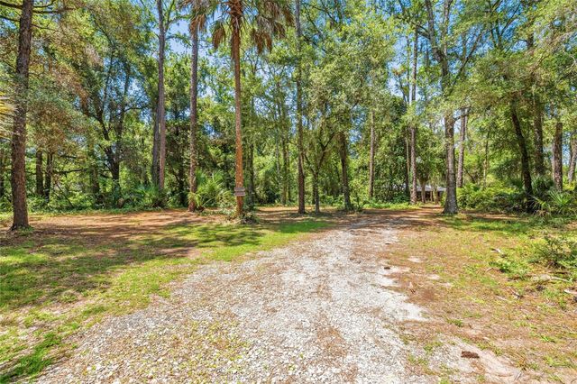 9661 W DEEPWOODS DRIVE, Crystal River, FL 34428