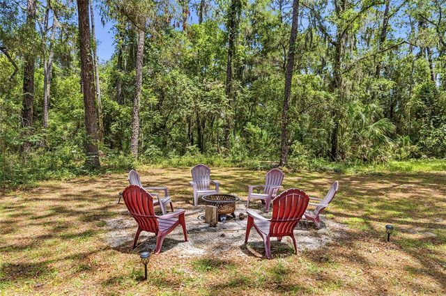 9661 W DEEPWOODS DRIVE, Crystal River, FL 34428