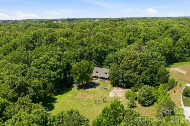 195 Azalea Road, Mooresville, NC 28115
