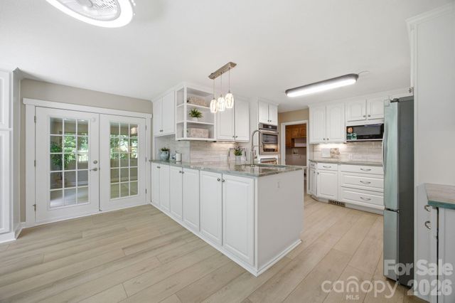 195 Azalea Road, Mooresville, NC 28115